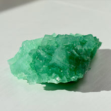 Load image into Gallery viewer, Halite with Paratacamite Inclusions