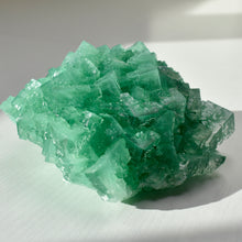 Load image into Gallery viewer, Halite with Paratacamite Inclusions