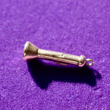 Load image into Gallery viewer, Vintage 14kt Solid Gold Flashlight Charm