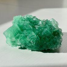 Load image into Gallery viewer, Halite with Paratacamite Inclusion