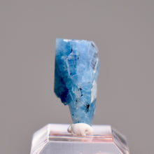Load image into Gallery viewer, Aquamarine from the Sawtooth Range in Idaho