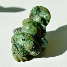 Load image into Gallery viewer, Burmese Nephrite Jade Jin Chan (Money Toad)