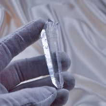 Load image into Gallery viewer, Double Terminated Lemurian Crystal Point