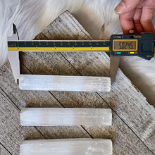 Load image into Gallery viewer, Satin Spar Selenite Sticks