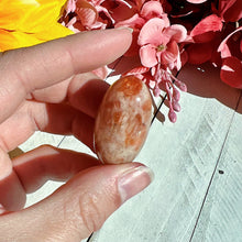 Load image into Gallery viewer, Sunstone Shiva Lingam