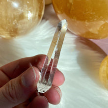 Load image into Gallery viewer, Pristine Lemurian Crystal Point