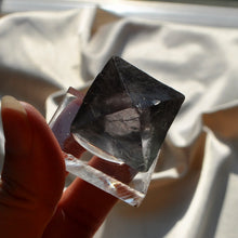 Load image into Gallery viewer, Fluorite Octahedron