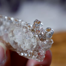 Load image into Gallery viewer, Hyalite Opal Snail