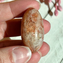 Load image into Gallery viewer, Sunstone Shiva Lingam