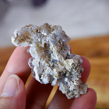 Load image into Gallery viewer, Hyalite Opal