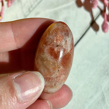 Load image into Gallery viewer, Sunstone Shiva Lingam