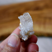 Load image into Gallery viewer, Hyalite Opal