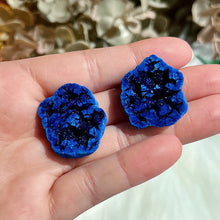 Load image into Gallery viewer, Azurite Blueberry Geode Pair