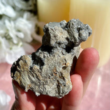 Load image into Gallery viewer, Herkimer Diamonds in Matrix