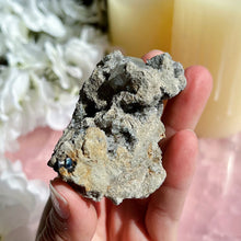 Load image into Gallery viewer, Herkimer Diamonds in Matrix