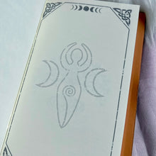 Load image into Gallery viewer, Light Brown Leather Notebooks