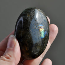 Load image into Gallery viewer, Labradorite Palm Stone