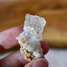 Load image into Gallery viewer, Hyalite Opal