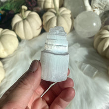 Load image into Gallery viewer, Mini Satin Spar Selenite Towers