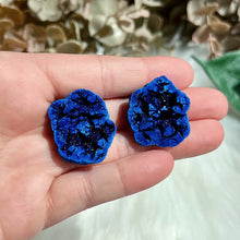 Load image into Gallery viewer, Azurite Blueberry Geode Pair