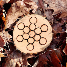 Load image into Gallery viewer, Fruit of Life Crystal Grid