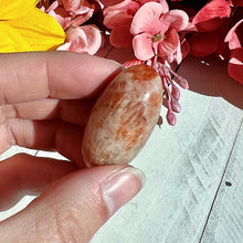 Load image into Gallery viewer, Sunstone Shiva Lingam