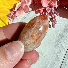 Load image into Gallery viewer, Sunstone Shiva Lingam