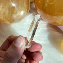 Load image into Gallery viewer, Pristine Lemurian Crystal Point