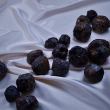 Load image into Gallery viewer, Large Garnet