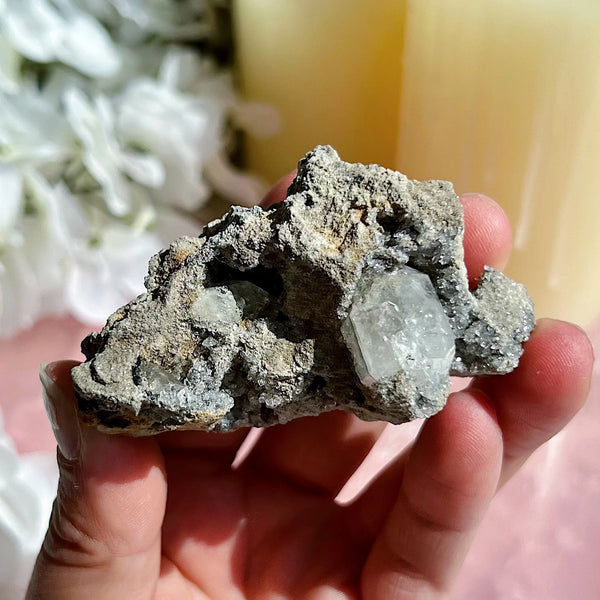 Why Herkimer Diamond in Matrix is the Ideal Crystal for Energy Work and Manifestation