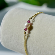 Load image into Gallery viewer, Adjustable Freshwater Pearl and Rhyolite Garnet Bracelet

