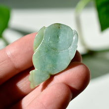 Load image into Gallery viewer, Burmese Nephrite Jade Jin Chan (Money Toad)
