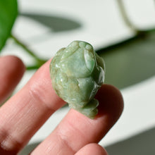 Load image into Gallery viewer, Burmese Nephrite Jade Jin Chan (Money Toad)
