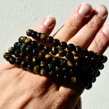 Load image into Gallery viewer, Blue Tiger’s Eye Bracelets
