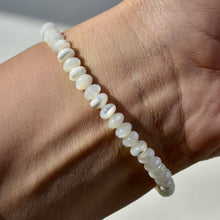 Load image into Gallery viewer, Mother of Pearl Rondelle Bracelet
