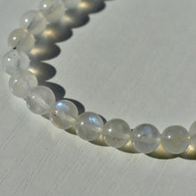 Load image into Gallery viewer, Flashy Moonstone Bracelet
