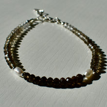 Load image into Gallery viewer, Smoky Quartz Gradient and Freshwater Pearl Bracelet
