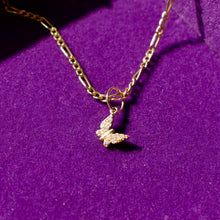 Load image into Gallery viewer, Vintage 14kt Solid Gold Figaro Chain - 16 inches
