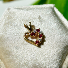 Load image into Gallery viewer, Vintage 10kt Solid Gold Heart Pendant
