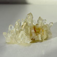 Load image into Gallery viewer, Quartz from Spruce Ridge, Washington
