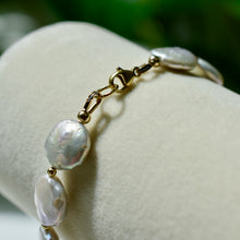 Load image into Gallery viewer, Freshwater Pearl Coin Bracelet
