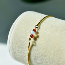 Load image into Gallery viewer, Adjustable Garnet and Moonstone Bracelet
