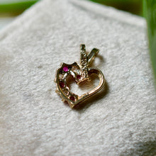 Load image into Gallery viewer, Vintage 10kt Solid Gold Heart Pendant

