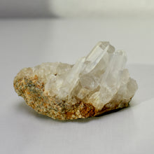 Load image into Gallery viewer, Quartz from Spruce Ridge, Washington
