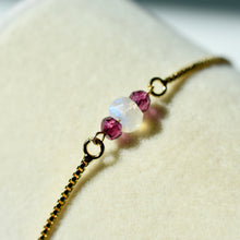 Load image into Gallery viewer, Adjustable Rhyolite Garnet and Moonstone Bracelet
