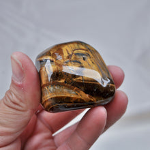Load image into Gallery viewer, Tiger’s Eye
