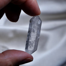 Load image into Gallery viewer, Double Terminated Quartz Crystals
