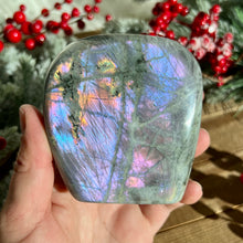 Load image into Gallery viewer, Labradorite Freeform
