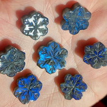 Load image into Gallery viewer, Midnight Blue Flash Labradorite Snowflakes
