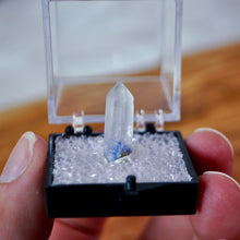 Load image into Gallery viewer, Dumortierite included Quartz
